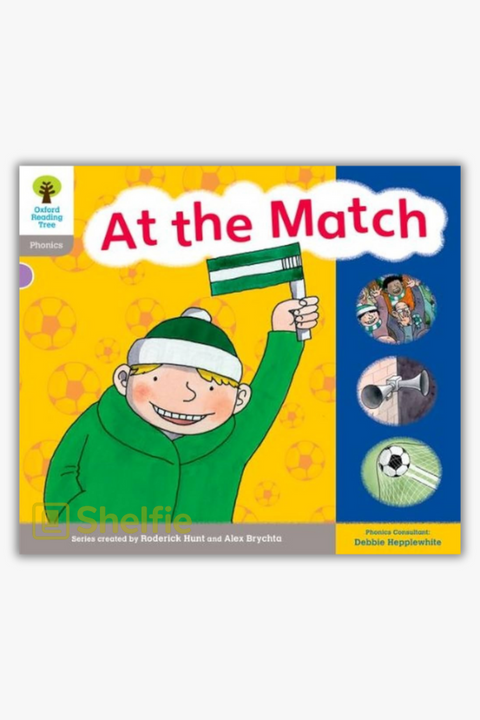 AT THE MATCH (Floppy's Phonics) by Kate Ruttle