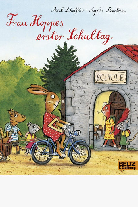 FRAU HOPPES ERSTER SCHULTAG by Agnès Bertron